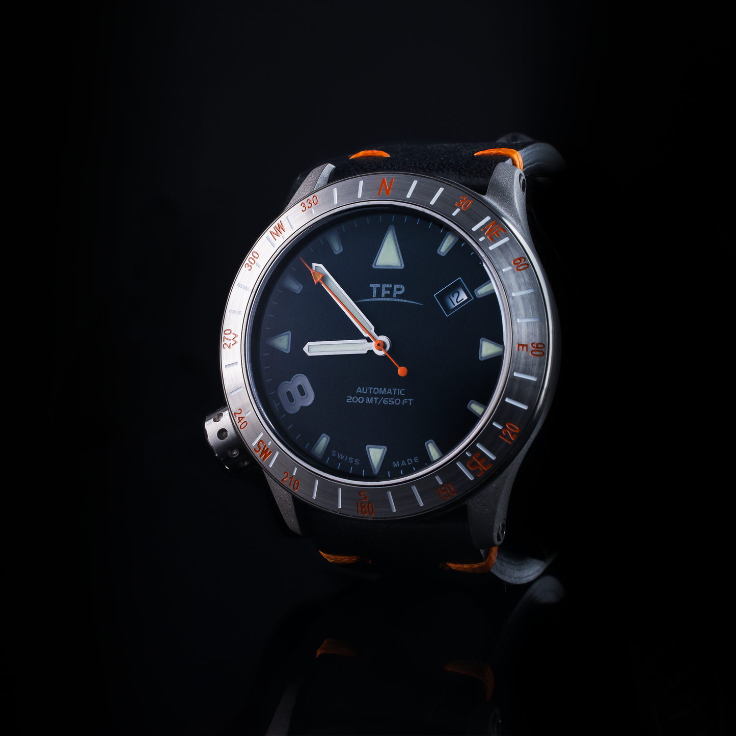 Windrose - Black Orange